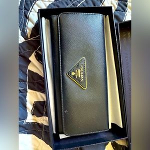 Closet clean out! Black Prada wallet